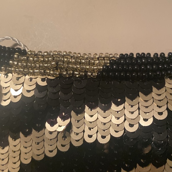 Beautiful sequined dress by DESIGNER TRINA TURK, SIZE 6, Black & Gold zebra. - Picture 15 of 15